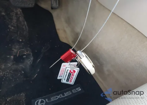 2013 Lexus Es 350 z USA, uszkodzony, nr VIN JTHBK1GG7D2016832